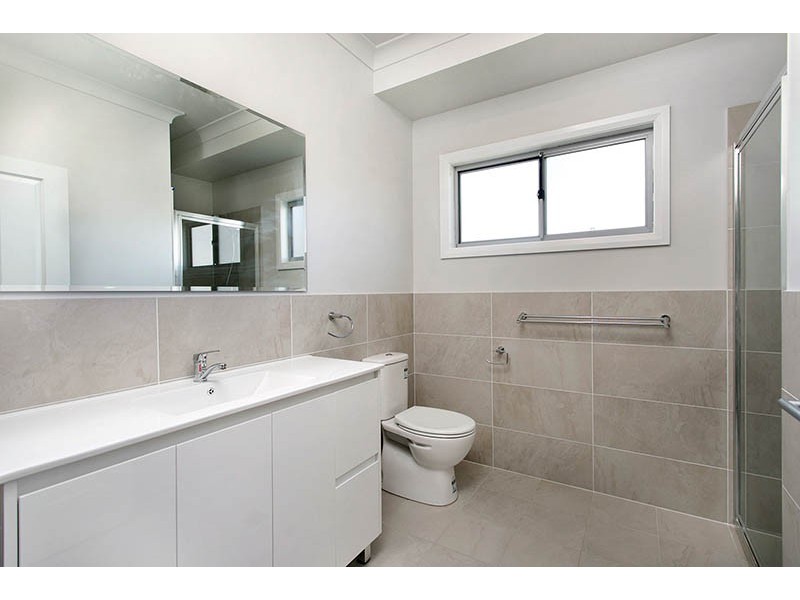 16A Clermont Crescent, Albion Park NSW 2527