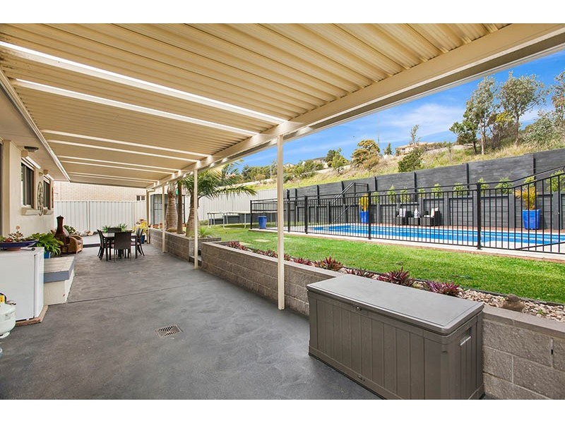 33 Byron Circuit, Flinders NSW 2529