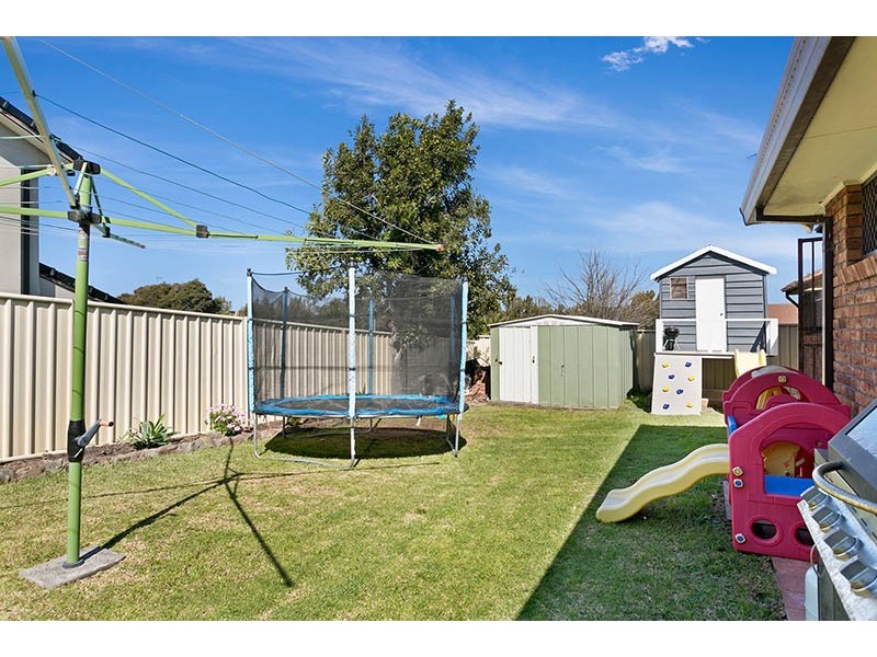 87 Parklands Drive, Shellharbour NSW 2529