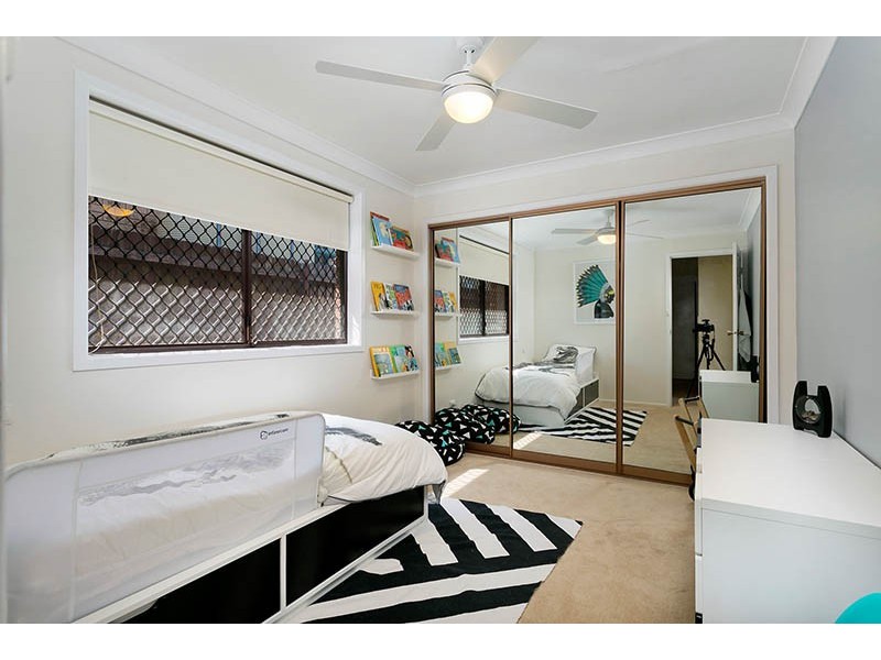 87 Parklands Drive, Shellharbour NSW 2529