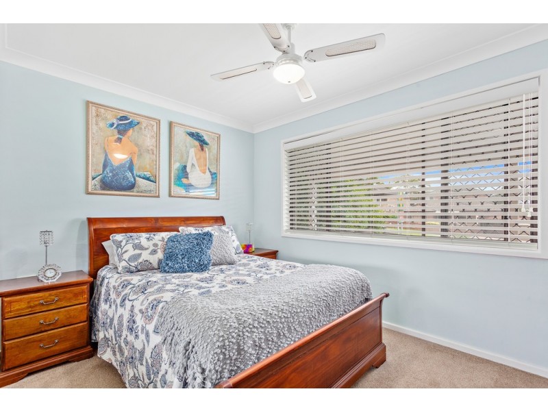 22 Captain Cook Drive, Barrack Heights NSW 2528