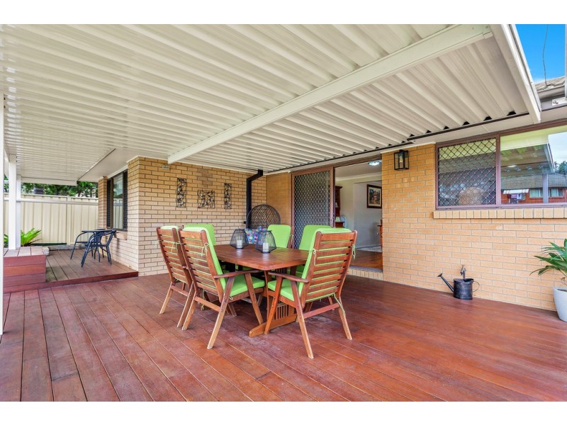 22 Captain Cook Drive, Barrack Heights NSW 2528
