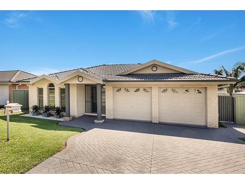 9 Yulara Drive, Albion Park NSW 2527