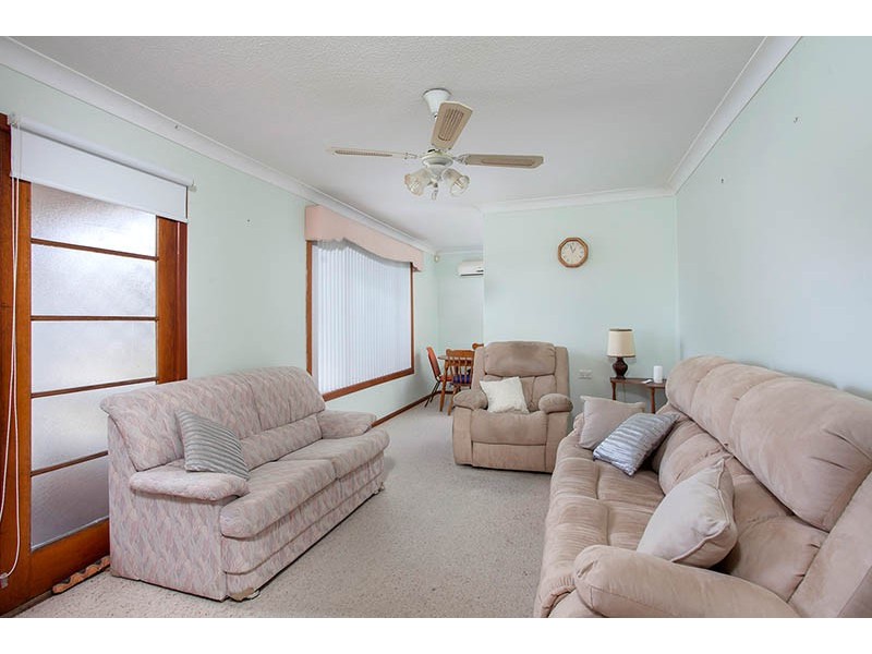 41 Girraween Avenue, Lake Illawarra NSW 2528