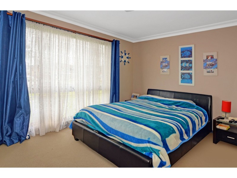 5 Bass Street, Barrack Heights NSW 2528