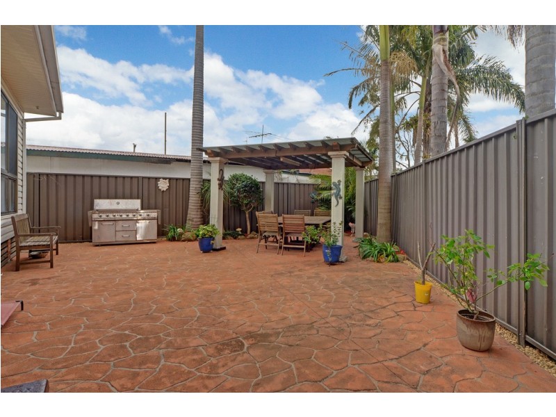 5 Bass Street, Barrack Heights NSW 2528