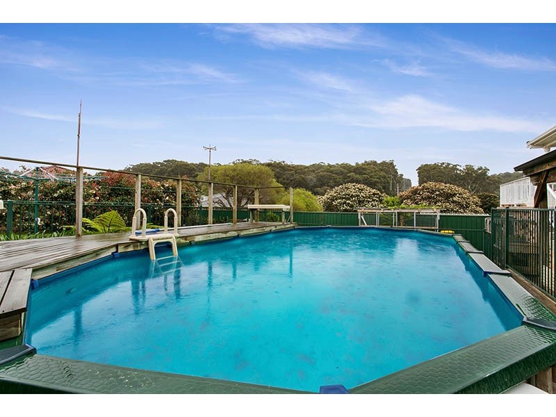 76 Parklands Drive, Shellharbour NSW 2529