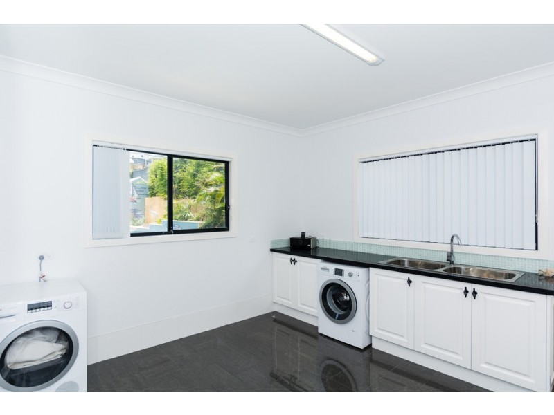 9 Francis Road, Flinders NSW 2529