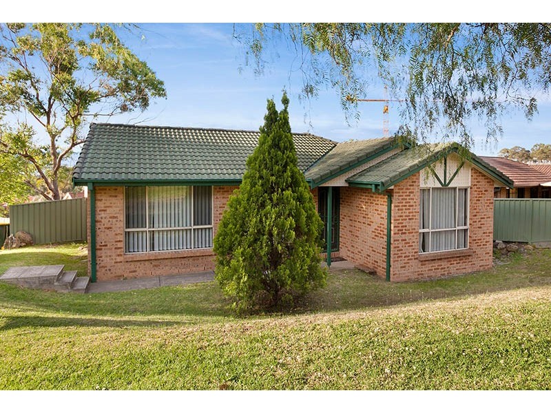1 Petrel Place, Blackbutt NSW 2529