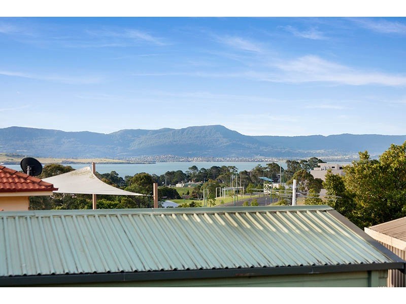 1 Petrel Place, Blackbutt NSW 2529