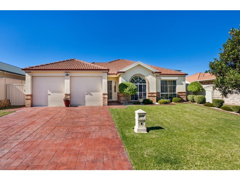 5 Molineaux Avenue, Shell Cove NSW 2529