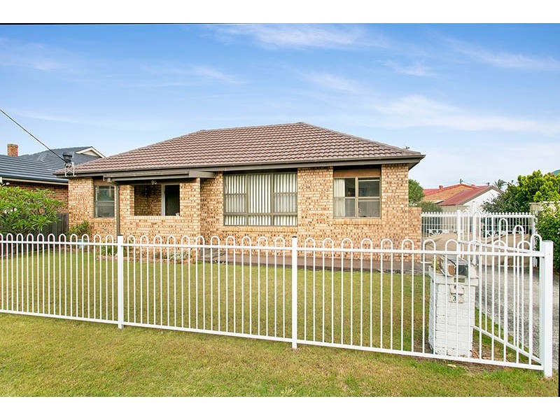 96 Ocean Street, Windang NSW 2528