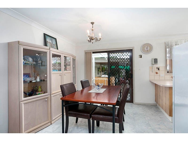 22 Minda Crescent, Oak Flats NSW 2529