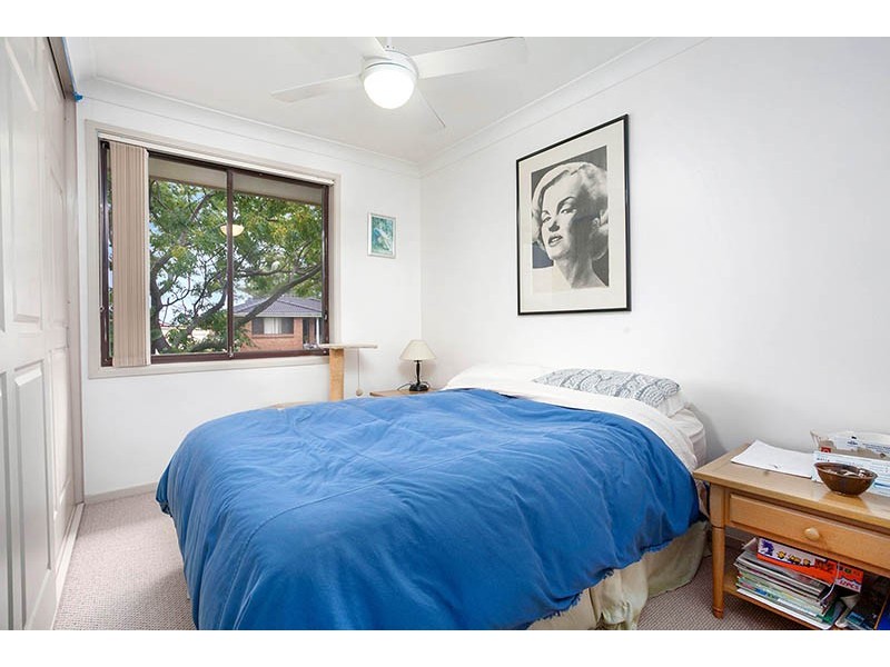 22 Minda Crescent, Oak Flats NSW 2529