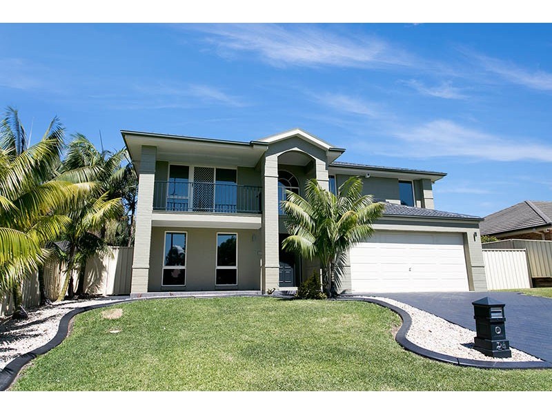 24 Cove Boulevard, Shell Cove NSW 2529