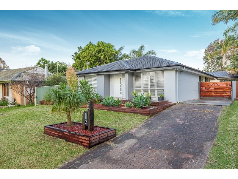 5 Kilpa Place, Oak Flats NSW 2529