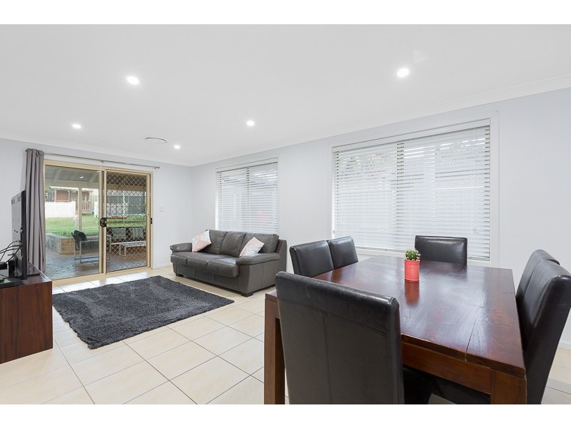 5 Kilpa Place, Oak Flats NSW 2529