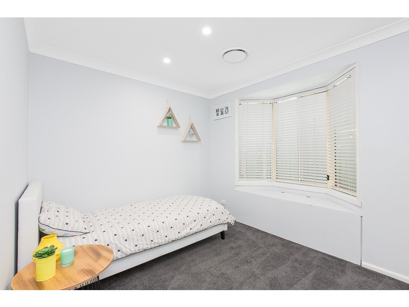 5 Kilpa Place, Oak Flats NSW 2529