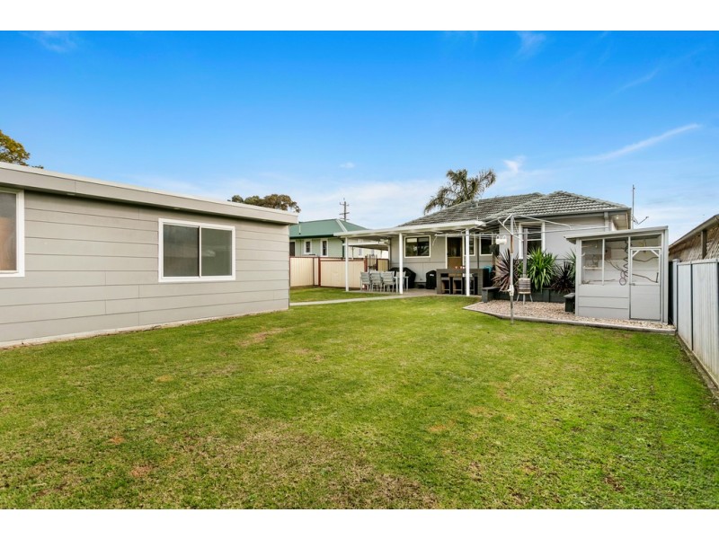 11 Oldfield Street, Warilla NSW 2528