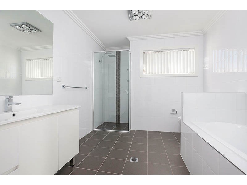 68 Elizabeth Circuit, Flinders NSW 2529