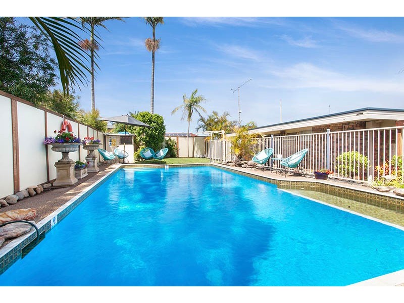 37 Henricks Parade, Mount Warrigal NSW 2528