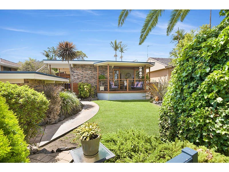 37 Henricks Parade, Mount Warrigal NSW 2528