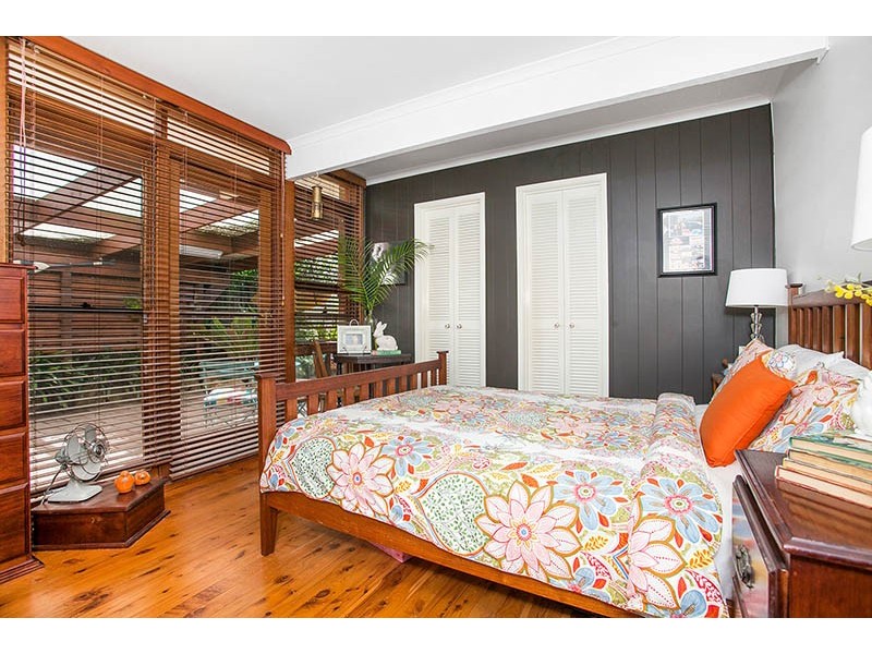 37 Henricks Parade, Mount Warrigal NSW 2528