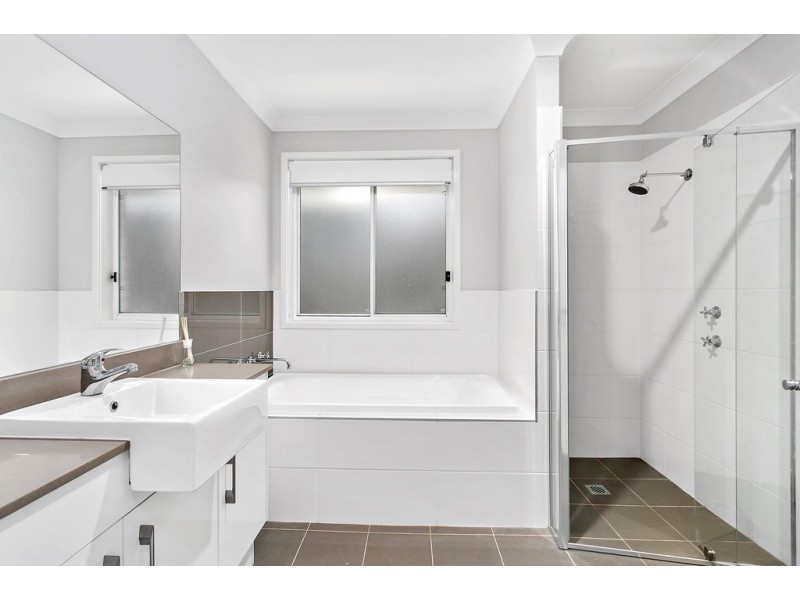 3 Lakelands Close, Shell Cove NSW 2529