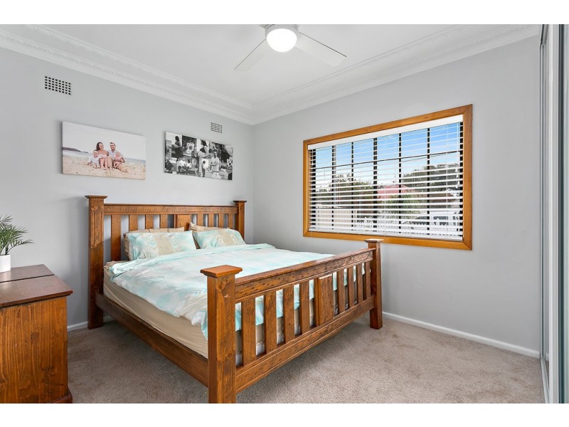 17 Brian Avenue, Warilla NSW 2528