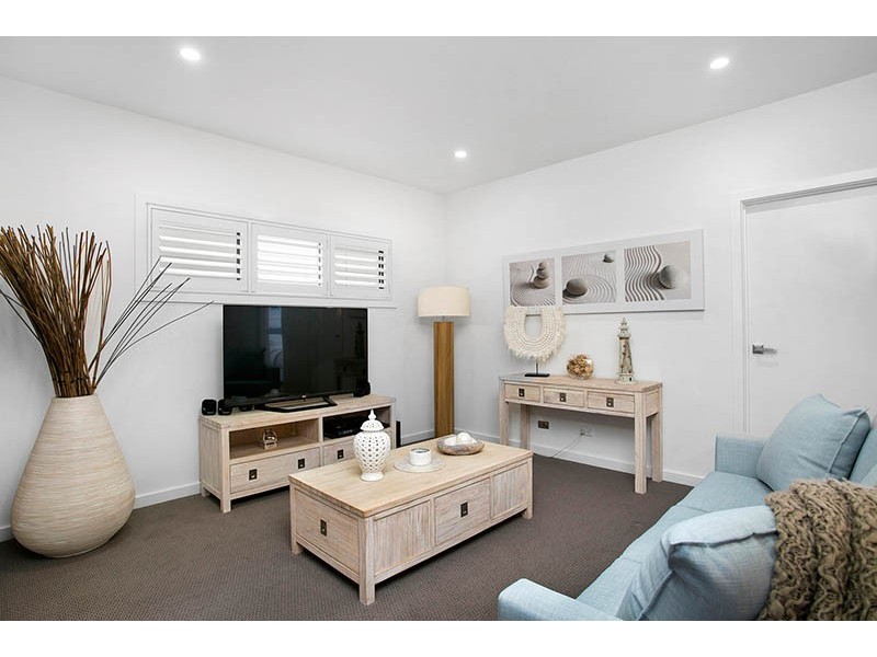 76a Shallows Drive, Shell Cove NSW 2529