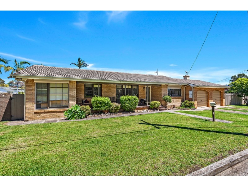 14-16 Newton Crescent, Oak Flats NSW 2529