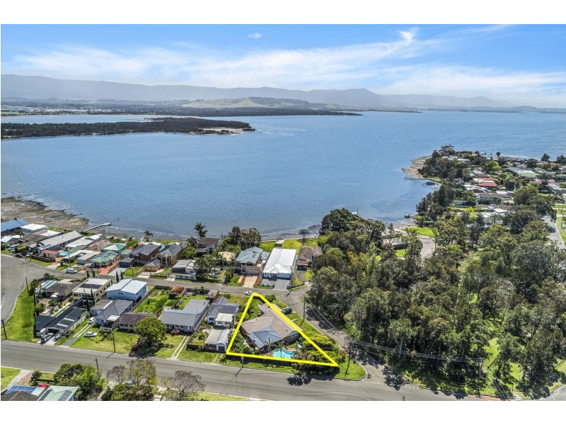 14-16 Newton Crescent, Oak Flats NSW 2529