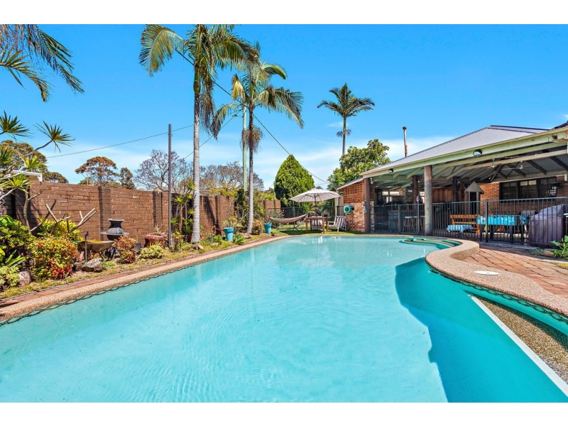 14-16 Newton Crescent, Oak Flats NSW 2529