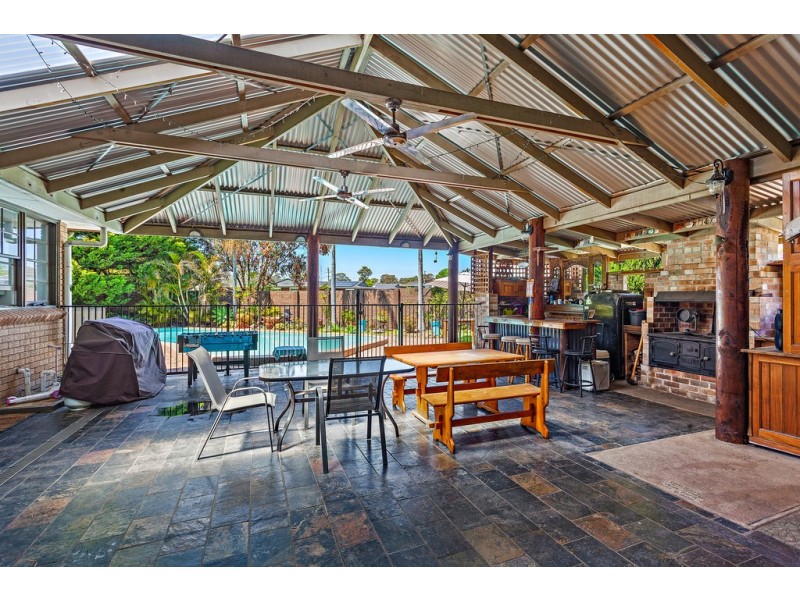 14-16 Newton Crescent, Oak Flats NSW 2529