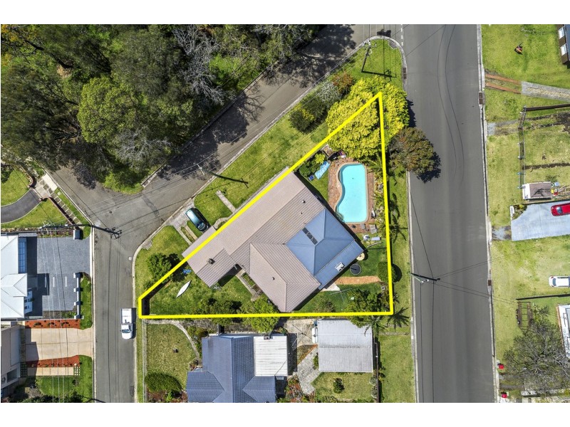14-16 Newton Crescent, Oak Flats NSW 2529
