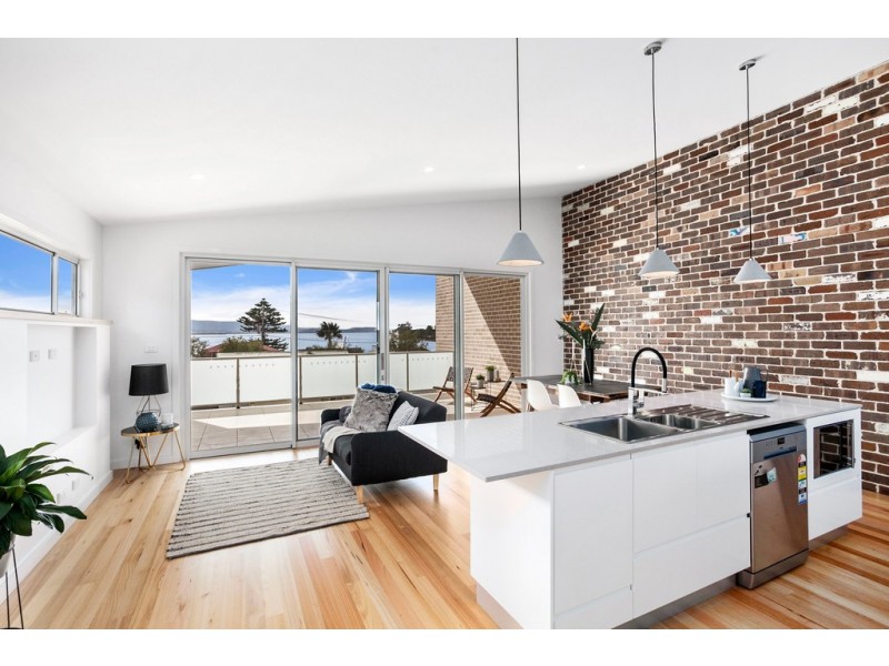 78A Deakin Street, Oak Flats NSW 2529