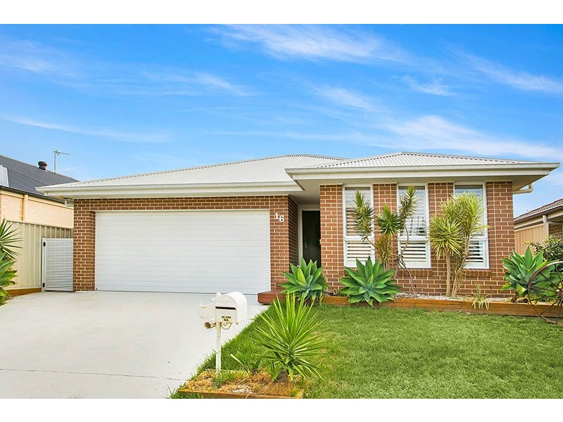 16 Cutter Parade, Shell Cove NSW 2529