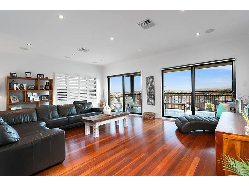 6 Yarle Crescent, Flinders NSW 2529