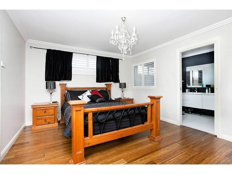 3 Elizabeth Circuit, Flinders NSW 2529