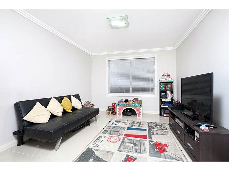 3 Elizabeth Circuit, Flinders NSW 2529
