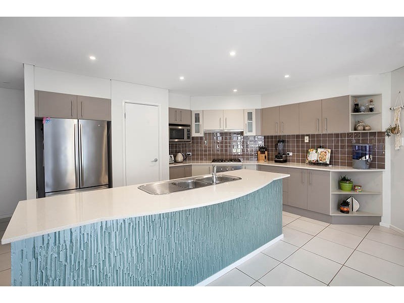 10 Saltwater Avenue, Shell Cove NSW 2529