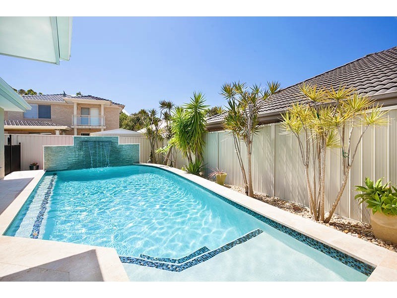 10 Saltwater Avenue, Shell Cove NSW 2529