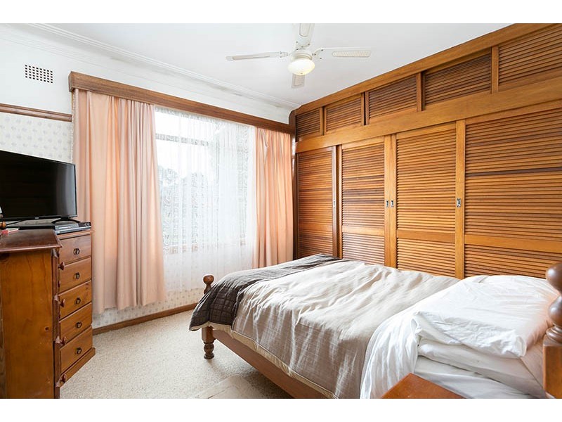 26 Roberts Avenue, Barrack Heights NSW 2528