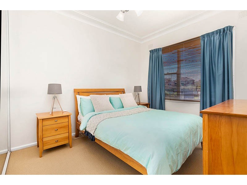 4 Barbara Avenue, Warrawong NSW 2502