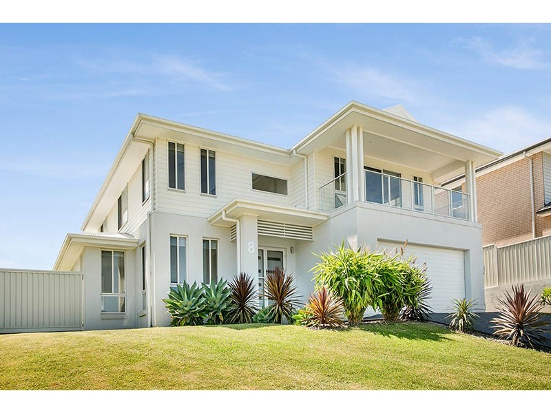 8 Horizons Avenue, Shell Cove NSW 2529