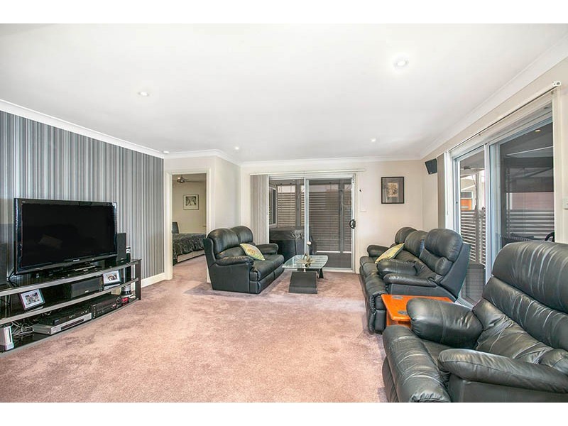 9 Headland Parade, Barrack Point NSW 2528