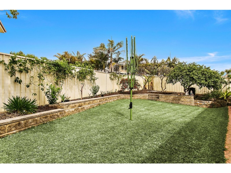 20 Bedarra Court, Shell Cove NSW 2529