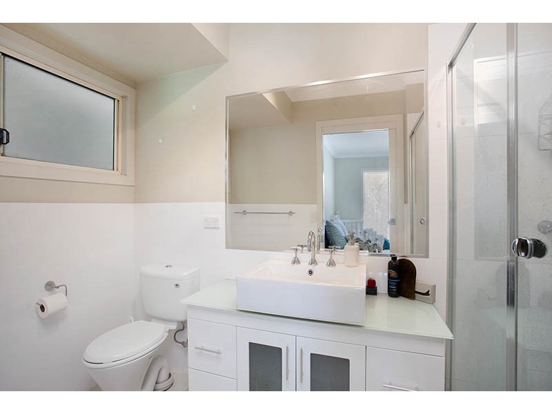 11 Barber Street, Flinders NSW 2529