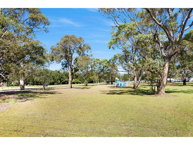 14 Moore Street, Oak Flats NSW 2529