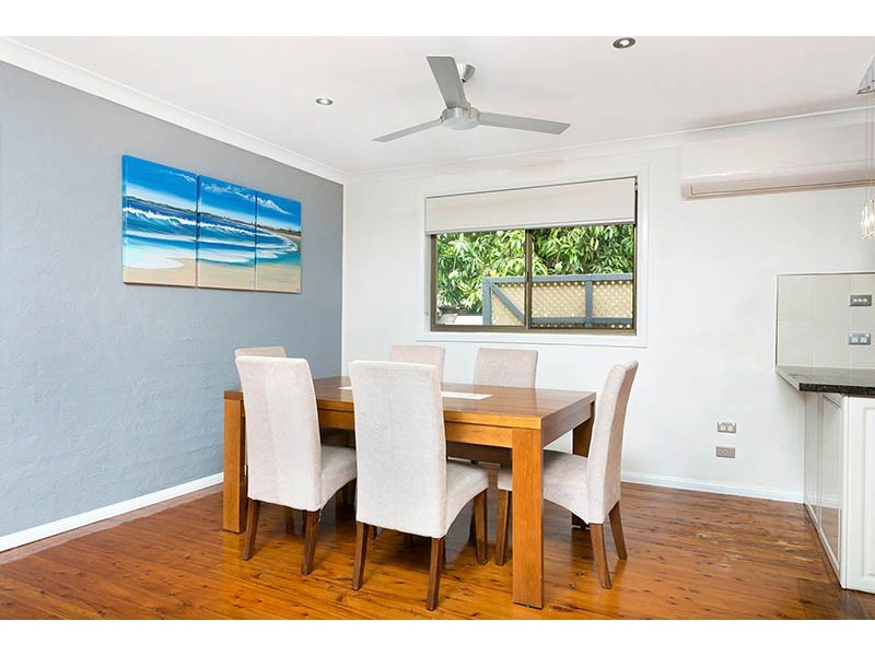 18 Madden Street, Oak Flats NSW 2529